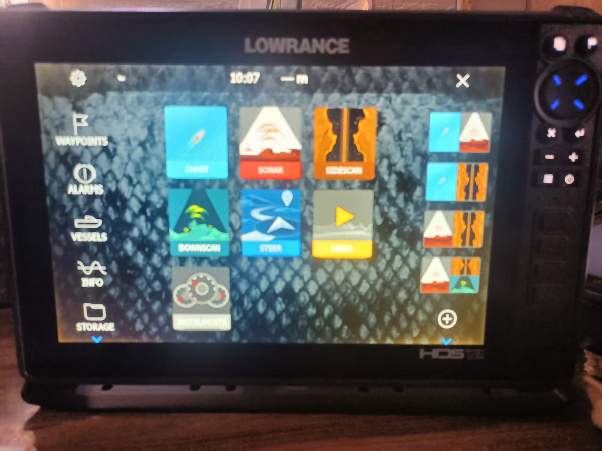 Fish Finder Gps - Lowrance HDS Live-12 PRO GPS マリンチャートプロッター